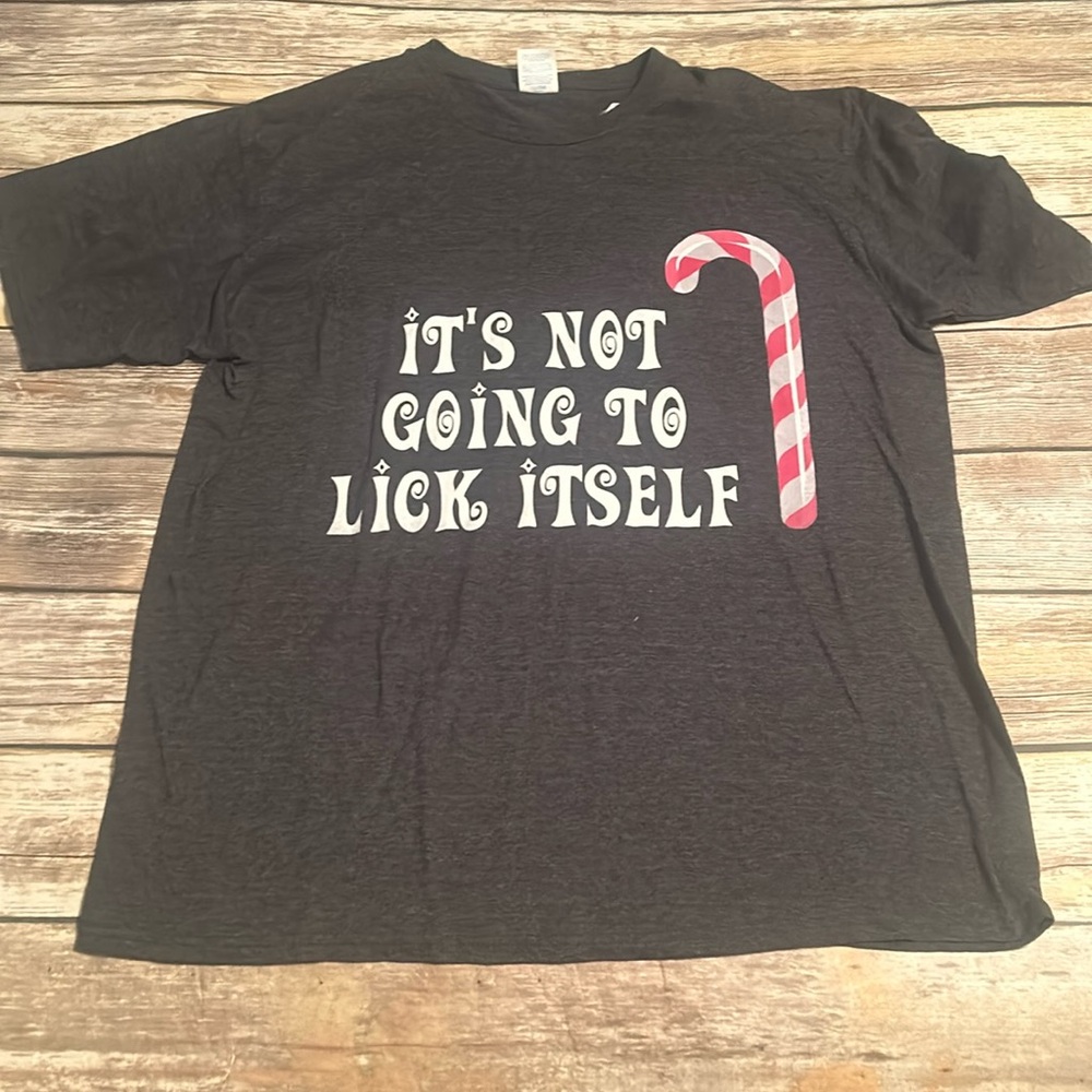 Christmas Shirt. XL “Its Not Going To Lick Itself”